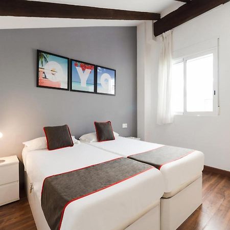 Oyo Style Apartments Puerto Valencia Exteriör bild